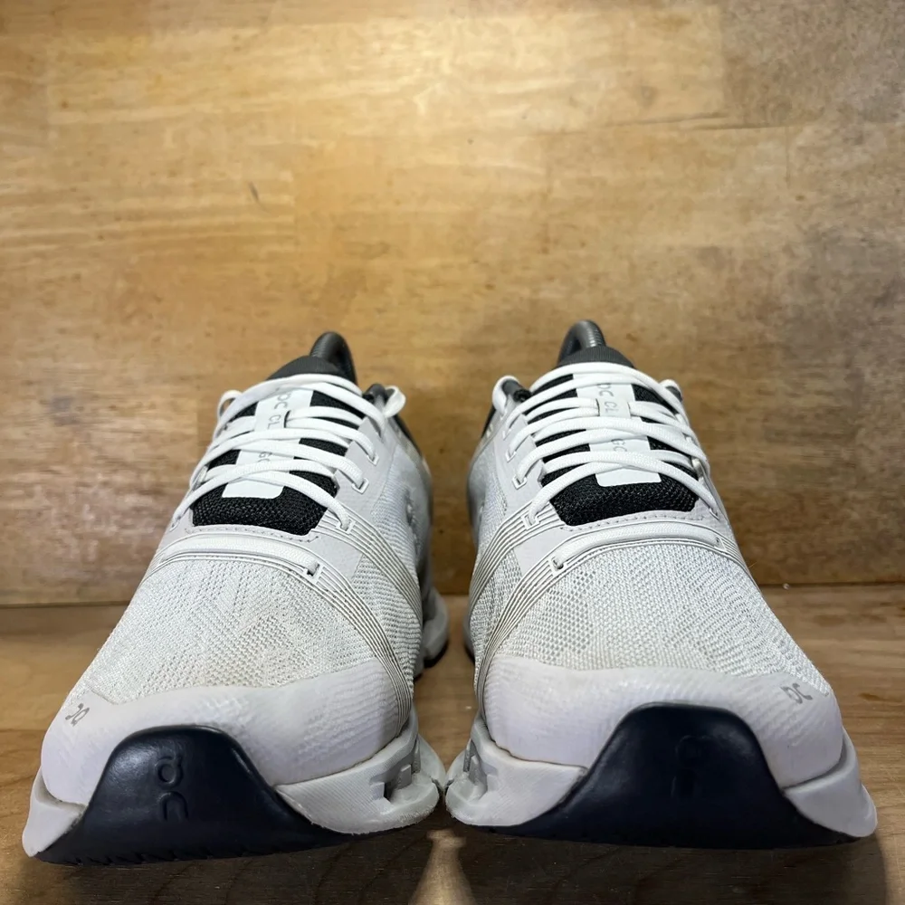 On CloudGo REFLECTIVE Womens Size 9 Running Shoes Sneakers White Glacier Gray - Picture 2 of 12